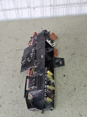 Другие детали электрики авто: Блок предохранителей W210 Mercedes-Benz, 1996г.в. Оригинал б/у, из — 5