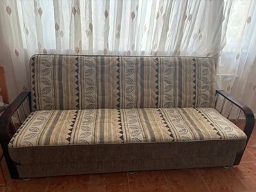 Divanlar: Divan, İşlənmiş, Açılan, Çatdırılma yoxdur