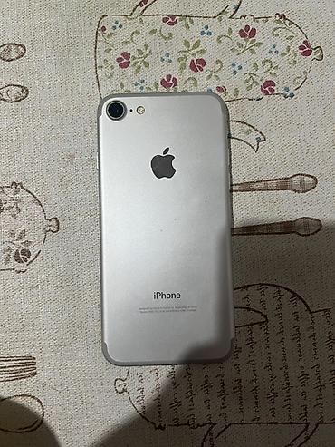 17 iphone: IPhone 7, Gümüşü, Barmaq izi — 1