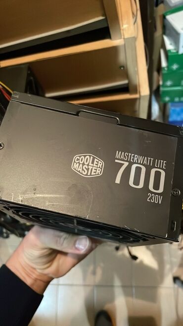 Izvori napajanja: Više PC/Miner napajanja sa kablovima – različiti modeli i snage U — 7