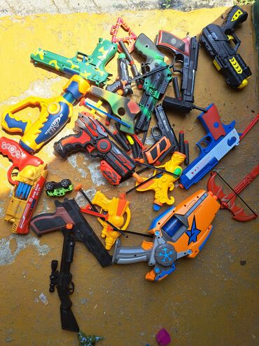 deciji broj 128: Decije igracke puske, pistolji i municija