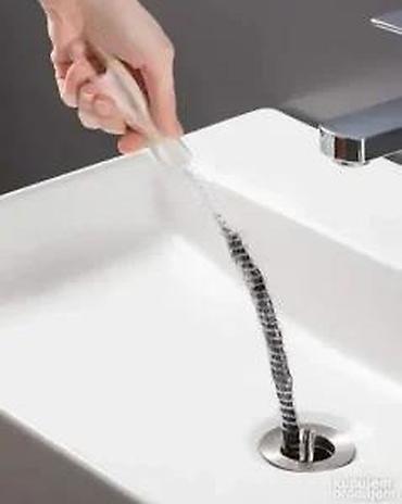 Kuća i bašta: Četka za čišćenje slivnika 1+1 GRATIS NOVO. Opis proizvoda: Četka — 10