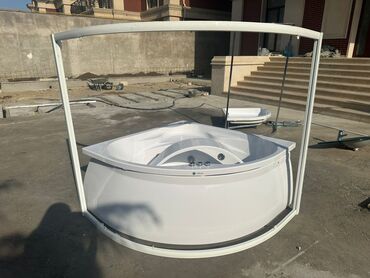Сухие строительные материалы: Künc tipli hidromassaj vannası (jacuzzi) - Forma: üçbucaq/künc