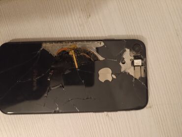 плата iphone 5s: IPhone 8 dir arxa şüşe qriqdir birde ekranda problem var plata