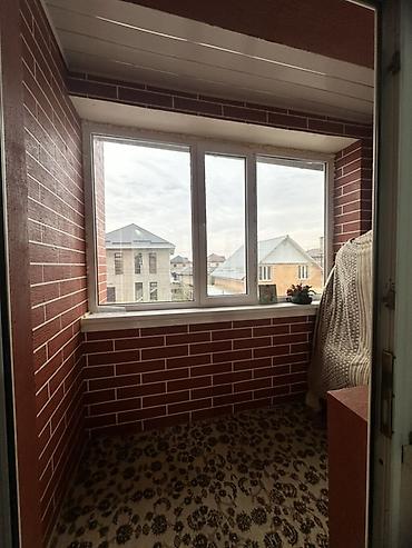 Продажа коттеджей и домов: Кирпичный двухэтажный дом с благоустроенным двором. Основные — 14