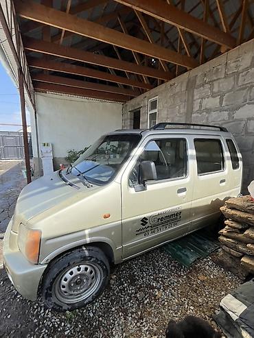 Продажа авто: Suzuki Wagon R: 2000 г., 1.1 л, Механика, Бензин, Минивэн — 1