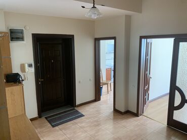 сдается 2 комнатная квартира в джале: 4 бөлмө, 139 кв. м, Элитка, 6 кабат, Косметикалык ремонт