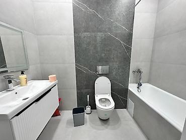 бишкнк: 1 комната, 47 м², Бишкек Парк ТРЦ Элитка, 12 этаж, Евроремонт — 4