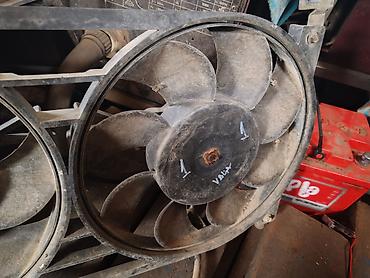 Auto delovi: Ventilator hladnjaka Lada 21214 Niva 1.7i br.1. Polovan, ispravan — 9