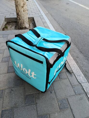 Wolt çanta İdeal vəziyyətdədir Heç bir cırığı falan yoxdur Təcili