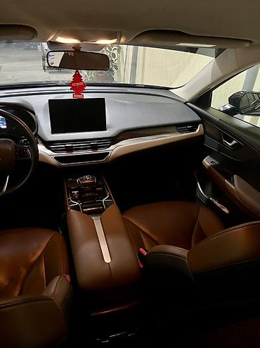 Другие автомобили: HONQGI E-QM5 2021г. состояние идеальное, не таксованое! Ходовая идеал! — 12