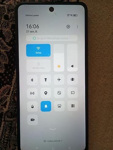 telefon akse: Infinix Smart 8 Plus — 1