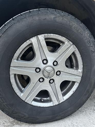 hunday diski r 17: Mercedes-Benz orijinal disk və şin komplekti Bu diskiden axtarıram — 1