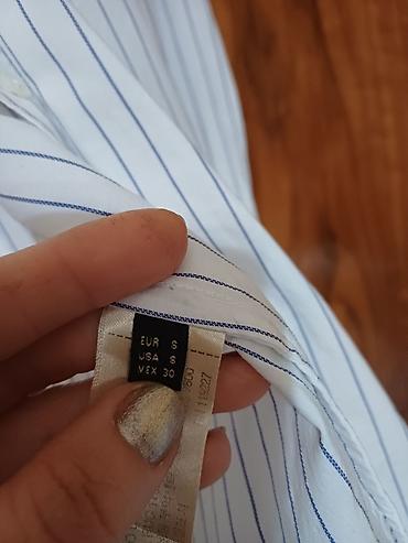 ag etek: Massimo Dutti qadın köynəyi - Model: zolaqlı, uzunqol, düyməli — 3