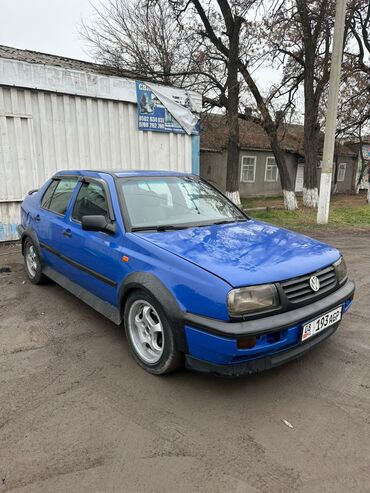 Volkswagen: Volkswagen Vento: 1995 г., 1.8 л, Бензин, Седан — 2