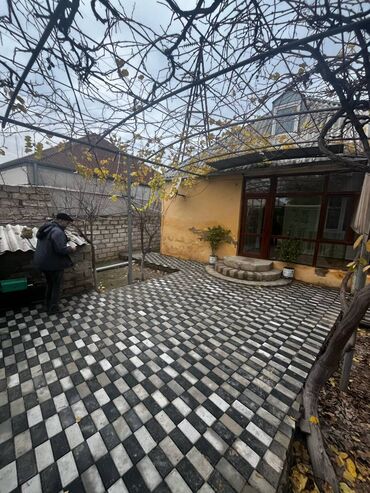 Uzunmüddətli kirayə evlər: 100 kv. m, 3 otaqlı, Kanalizasiya, Kombi, Qaz — 9