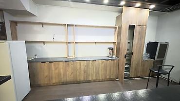 Прямые диваны: Прямой диван, Б/у — 16