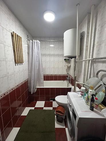 однушки 105 серий: 5 комнат, 87 м², Асанбай мкр 105 серия, 5 этаж, Косметический ремонт — 4