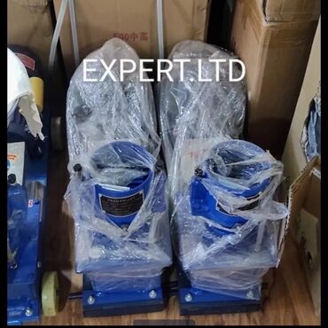 Yem üyüdən aparatlar: Patron yemi hazırlayan maşınlar satılır. ( Гранулятор ). Maşınların — 11