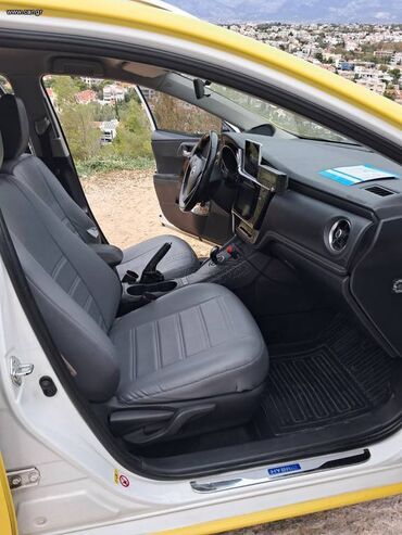 Toyota: Toyota Auris: 1.8 l. | 2016 έ. Πολυμορφικό — 18