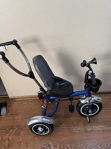 siniy traktor oyuncaq: Uşaq üçtəkərli velosipedi — 1