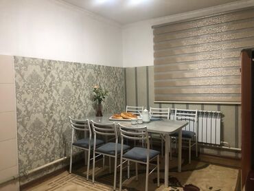 круглый столик: Кухонный гарнитур, цвет - Серый, Металл