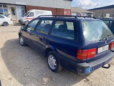 Volkswagen: Volkswagen Passat: 1994 г., 1.8 л, Механика, Бензин, Универсал — 2