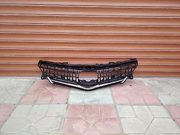 plastiq pencere: Toyota prius V üçün ön radiator barmaqlığı — 1