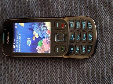 Nokia: Kolekcija starih Nokia telefona – 3 komada 1) Nokia 3720 classic — 5