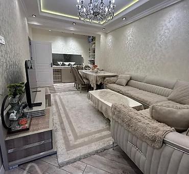 Mənzillər: Təzə bazarın, Qış parkının yanında, yeni tikilidə bütün mebelləri və — 1