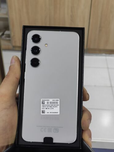 samsung a0: Samsung Galaxy S24, 128 GB, rəng - Ağ, Face ID, Barmaq izi, Zəmanət