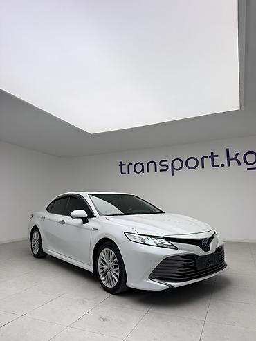 газел 2: Toyota Camry: 2018 г., Гибрид, Седан — 2