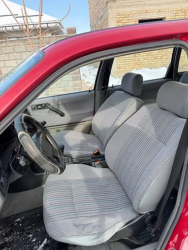 Volkswagen: Volkswagen Passat Variant: 1991 г., 1.8 л, Механика, Бензин, Универсал — 7