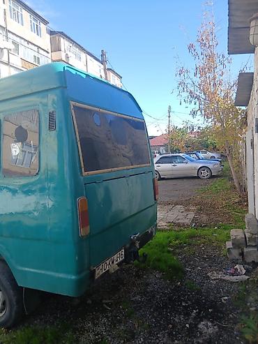фольксваген пассат 1: Mercedes-Benz Vito: 2.5 л | 1991 г. Бус — 4