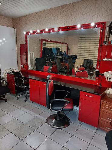 Salon üçün 2 ədəd güzgü satılır. Qiymət birinə aiddir Cüzi endirim