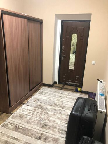 сдаю дом токолдош: Дом, 72 м², 3 комнаты, Агентство недвижимости, Евроремонт