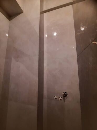 Укладка плитки: Подготовка стен для укладки, Подготовка стен для грунтовки, Резка плитки | Мраморная плитка, Керамическая плитка, Керамогранитая плитка | Горизонтальная укладка, Вертикальная укладка Больше 6 лет опыта — 9