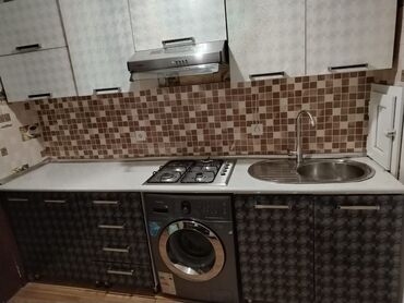 kuxna mebeli: Mətbəx mebeli👇Qiyməti:*200* man. 270 sm. Üstündə moyka veriləcək