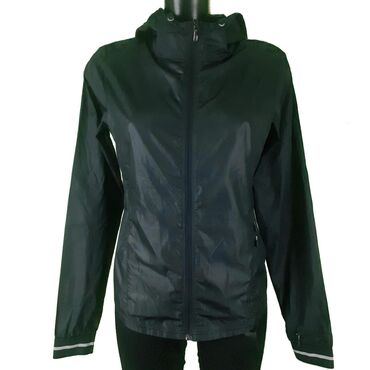 Sportska odeća: Gornji deo odeće, Za odrasle, Upotrebljenо — 1