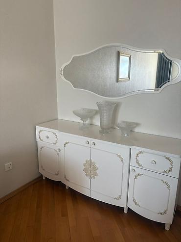 qapi taxta: Klassik üslubda qonaq otağı dəsti - Yaşıl məxmər/parça üzlü oturma — 1