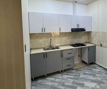 Divan və masa dəstləri: Metbex mebeli. 500azn. ölçü 3m. Üzərində aspirator, moyka və qaz