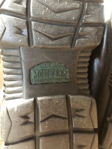 Ботинки: Продаю ботинки чистая кожа Фирменные original Размер 43 Тел — 3