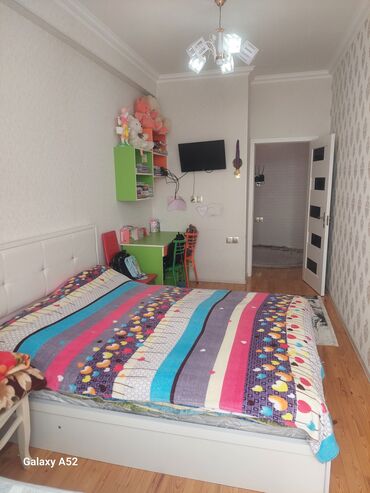 Yeni tikili: 3 otaqlı, Yeni tikili, 84 kv. m — 3