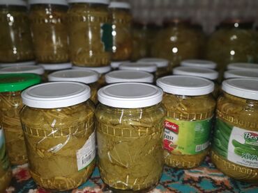 Digər qida məhsulları: Yarpaq . Ağ üzüm yarpağıdır. İncə, kövrək yarpaqdır.Dolması çox — 8