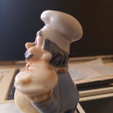 Duz istiot qabları: Farfor duz qabı satılır. - Duz qabı Quba şəhərindədir. - Şamaxinkaya — 9