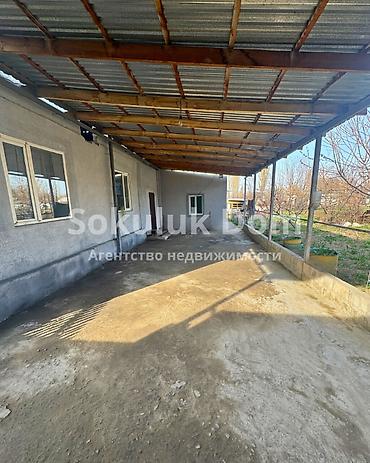 Продажа коттеджей и домов: 🏠Продаётся дом в с. Сокулук 🟡Комнаты: 5 🟡Участок: 7 соток — 2