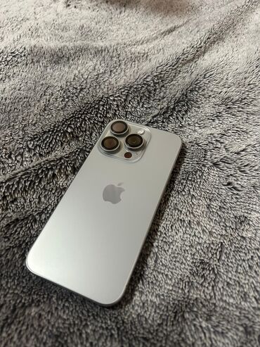 телефоны xiaomi redmi 10 с: IPhone 15 Pro, Б/у, 128 ГБ, Natural Titanium, Зарядное устройство, Коробка, 87 %