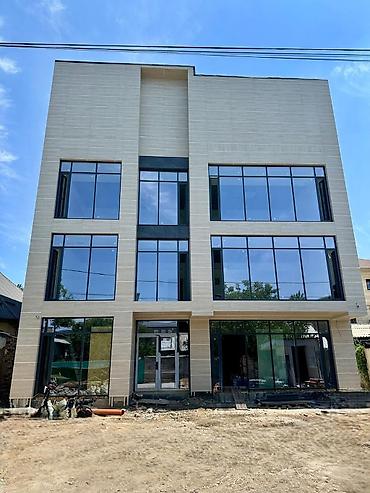🏢 Сдаётся отдельно стоящее коммерческое здание — 650 м². 📍 Локация