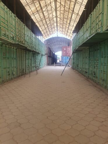 дом для большой компании: Продаю Торговый контейнер, Дордой рынок