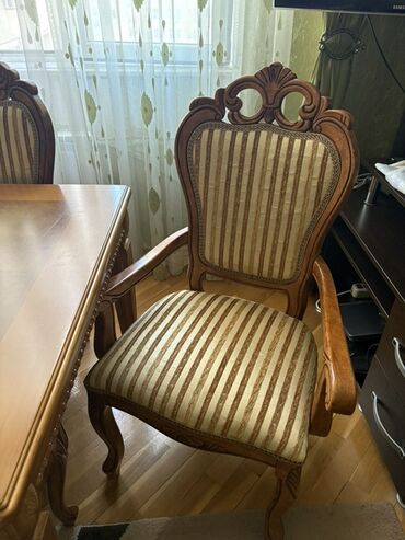 Стулья: Для гостиной, Нераскладной, Прямоугольный стол, 6 стульев